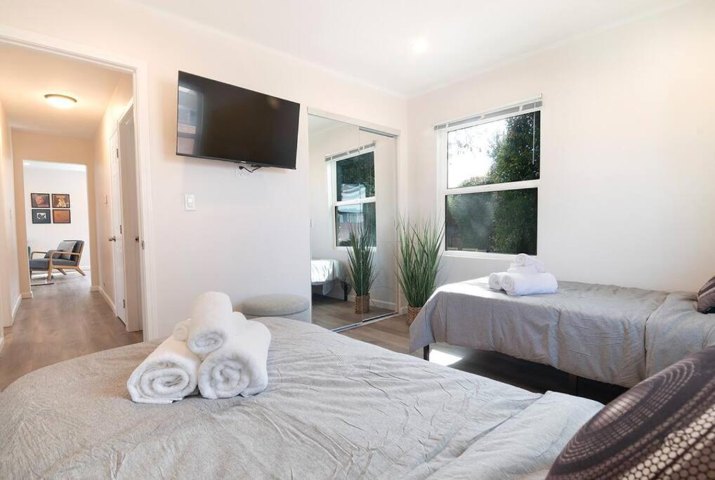 Beautiful 3 Bed 1 Bath Designer Home + Hot Tub Los Angeles Esterno foto
