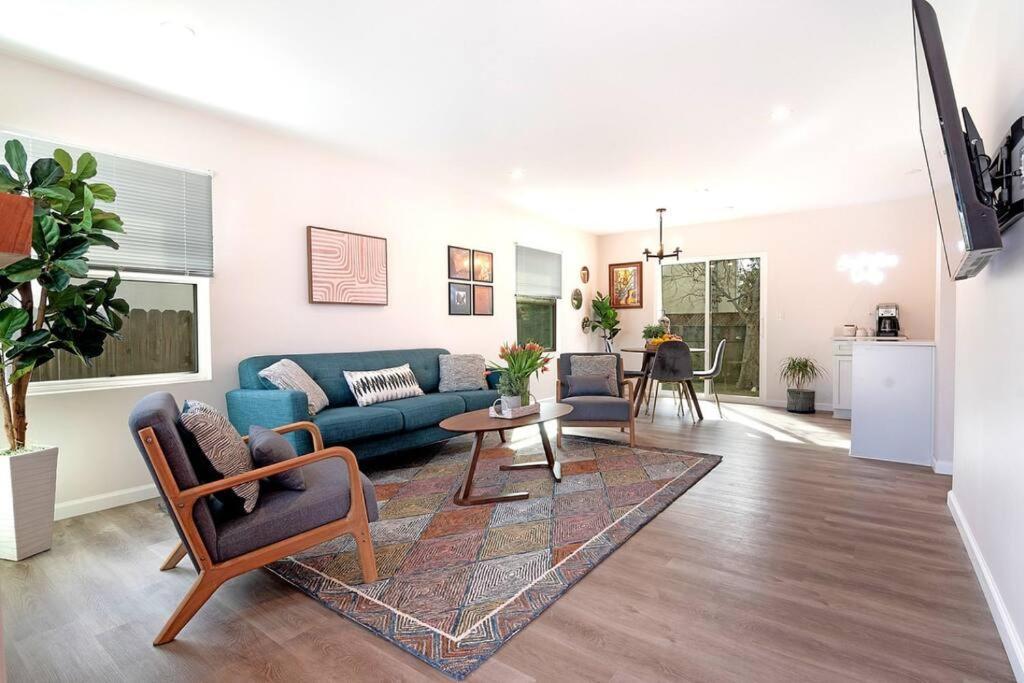 Beautiful 3 Bed 1 Bath Designer Home + Hot Tub Los Angeles Esterno foto
