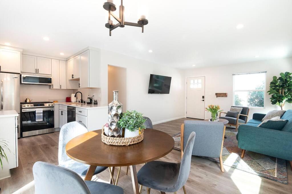 Beautiful 3 Bed 1 Bath Designer Home + Hot Tub Los Angeles Esterno foto
